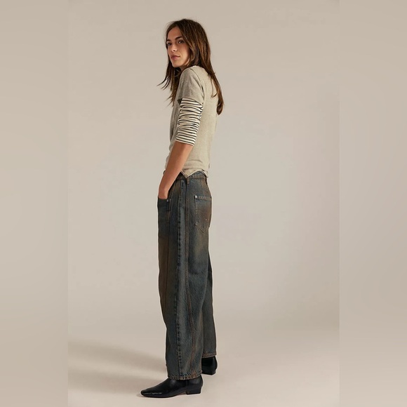 NWT* - We The Free Barrel Jeans - Mid Rise - Lost In The Desert - Size 32 - Picture 6 of 16